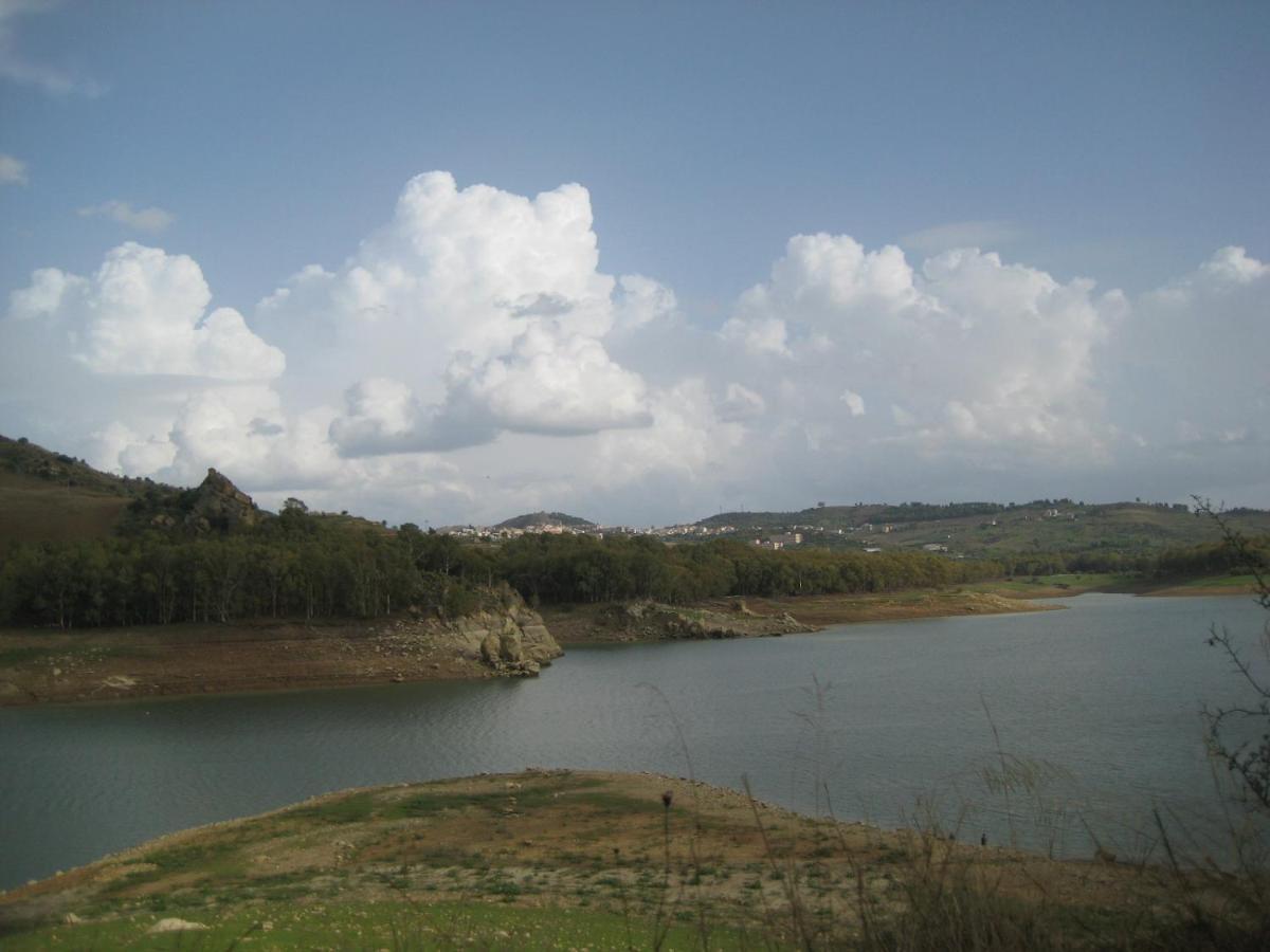 Oasi Del Lago Regalbuto Zewnętrze zdjęcie